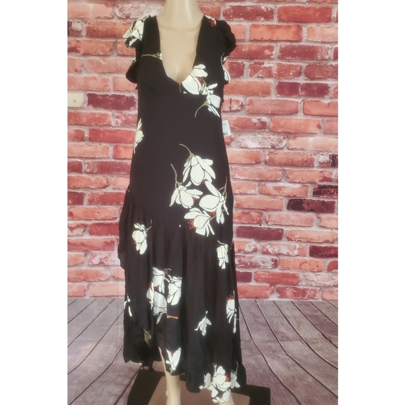 Free People She's A Waterfall Black Dress 4 NWT - Picture 2 of 3